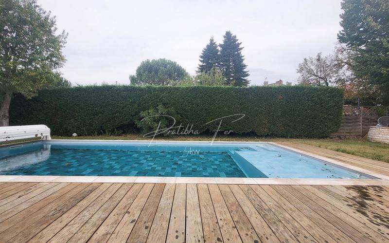 Maison bourgeoise - 180 m² - 7 pièces