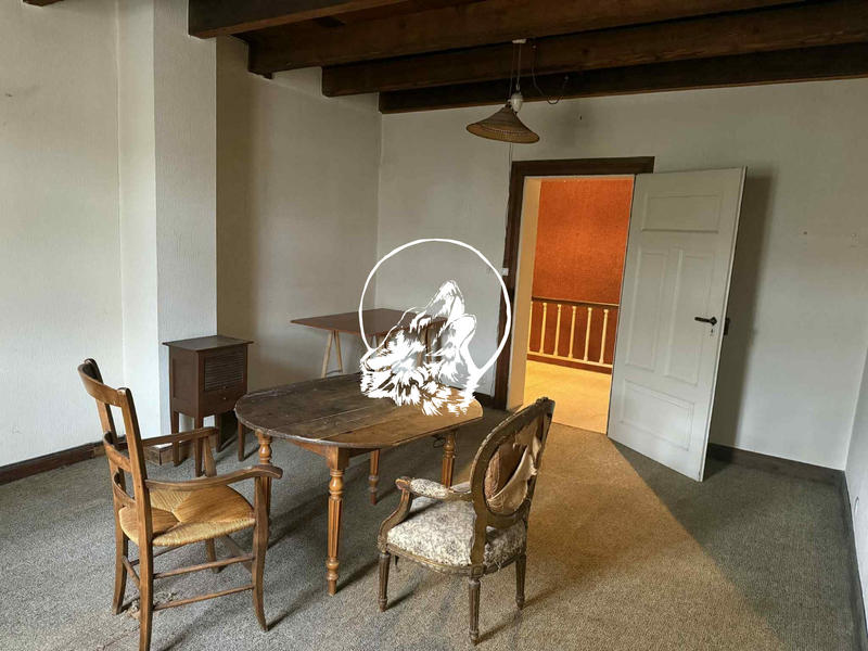 Maison - 213 m² - 6 pièces