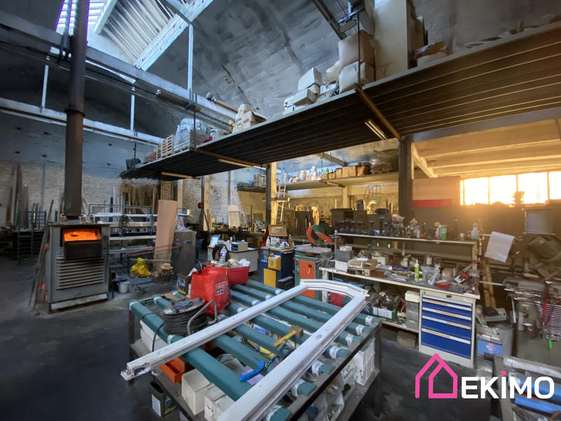 Local d'activités - 1 200 m²