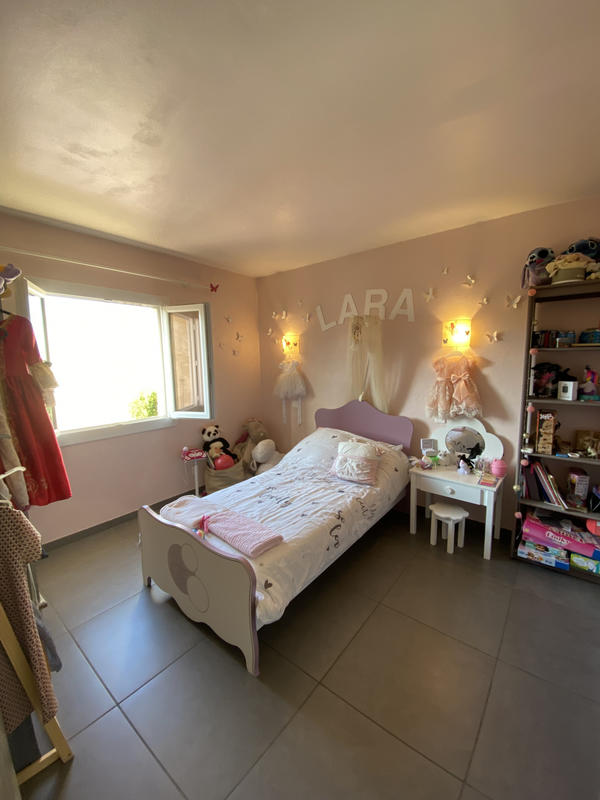 Appartement - 90 m² - 3 pièces