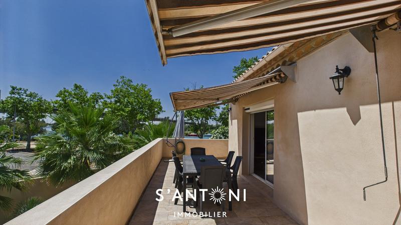 Maison - 189 m² - 5 pièces