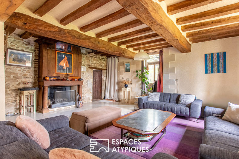 Maison - 530 m² - 12 pièces