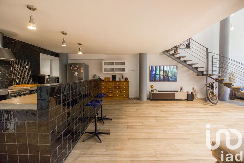 Loft - 153 m² - 6 pièces