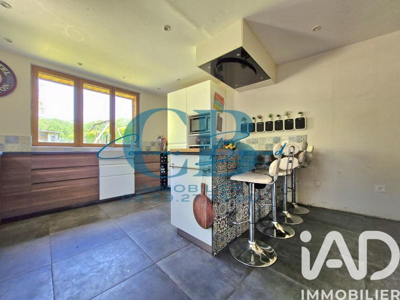 Maison - 141 m² - 7 pièces