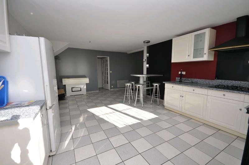 Appartement - 286 m² - 8 pièces