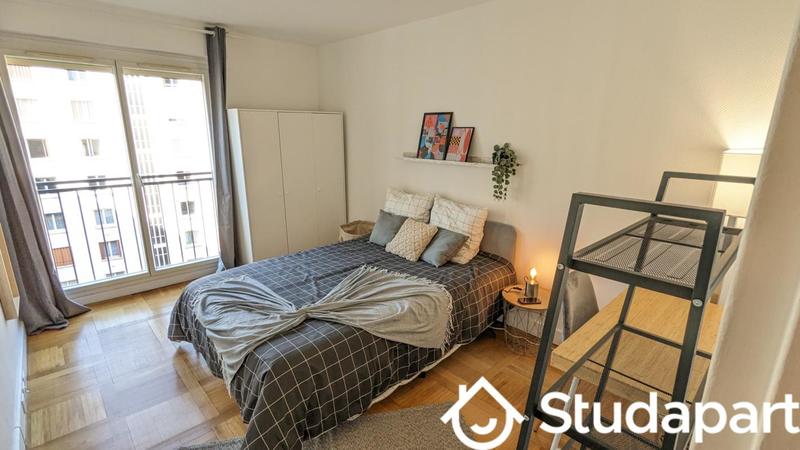 Chambre - 11 m² - 1 pièce