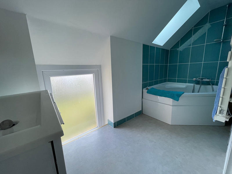 Maison - 75 m² - 5 pièces