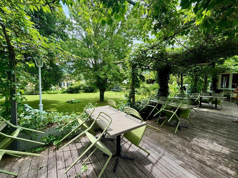 Fonds de commerce - 462 m²