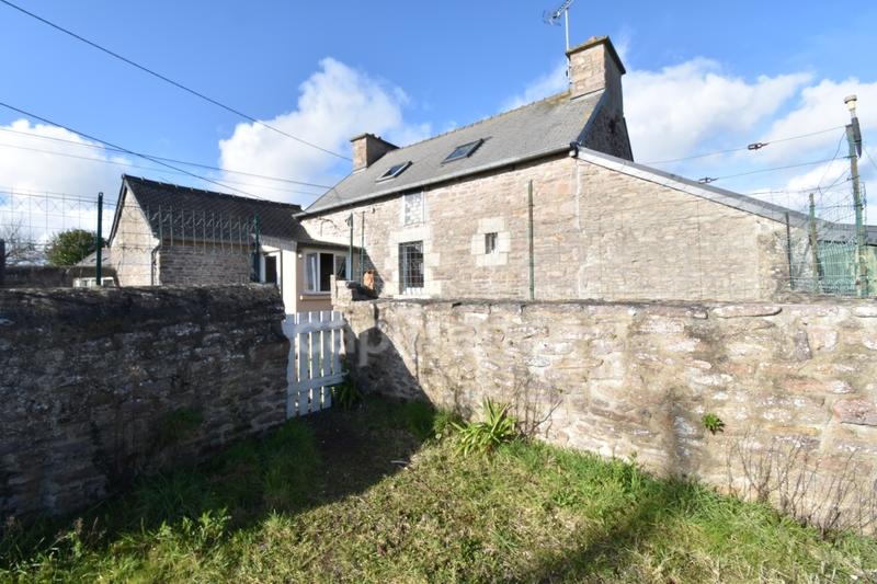 Maison en pierre - 75 m² - 4 pièces