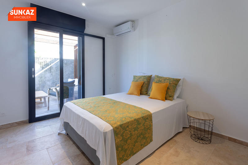 Appartement - 90 m² - 4 pièces