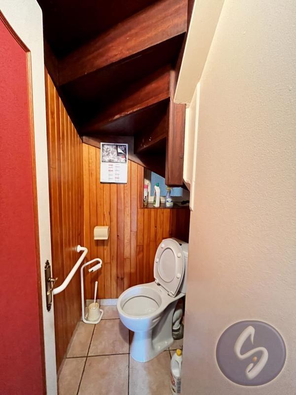 Maison - 121 m² - 5 pièces