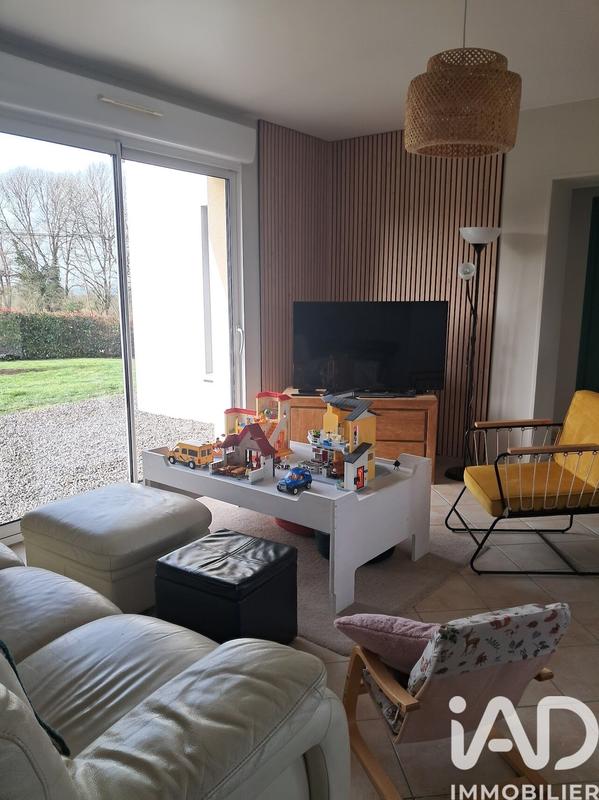 Maison - 163 m² - 8 pièces