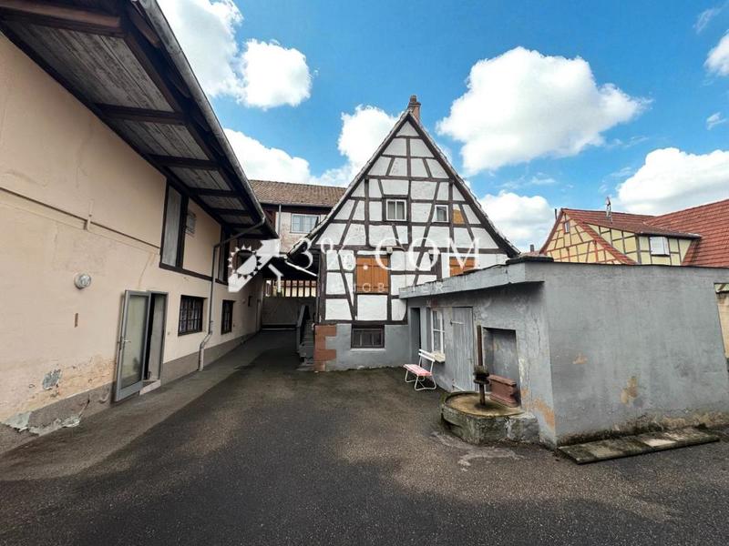 Maison - 500 m² - 15 pièces