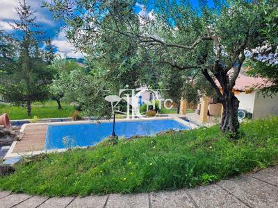 Maison - 135 m² - 4 pièces