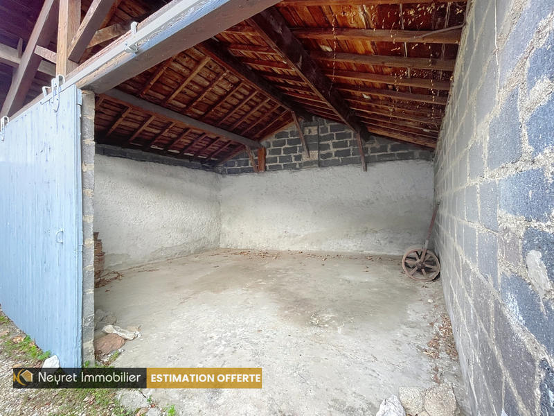 Propriété - 172 m² - 6 pièces