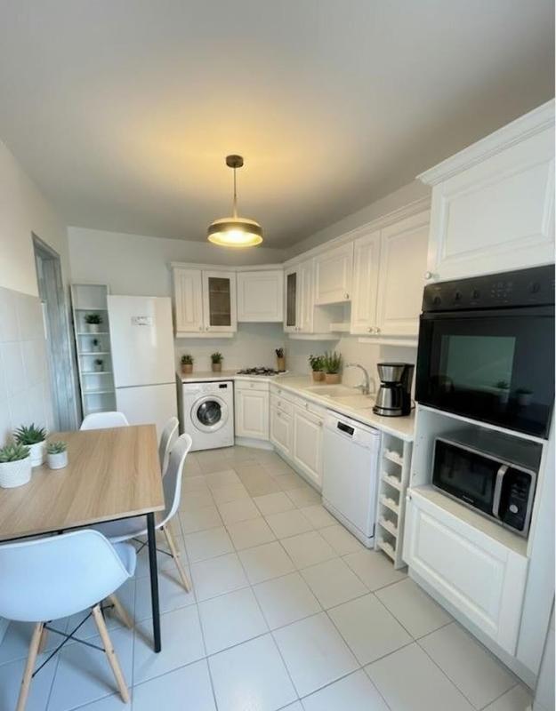 Appartement - 77 m² - 3 pièces