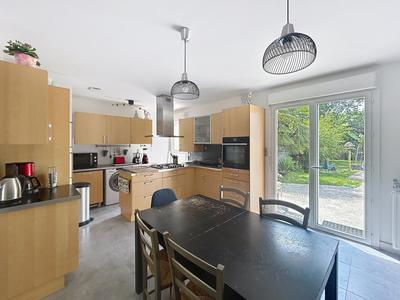 Maison - 155 m² - 6 pièces