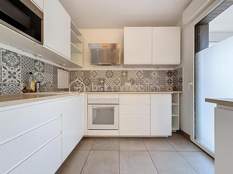 Appartement - 83 m² - 4 pièces