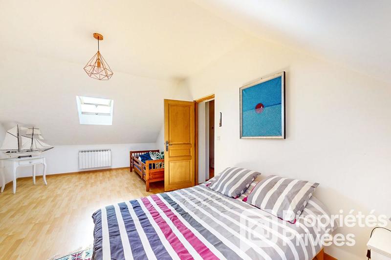 Maison - 150 m² - 8 pièces