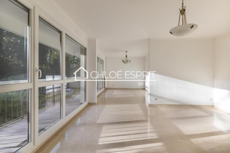 Appartement - 81 m² - 4 pièces