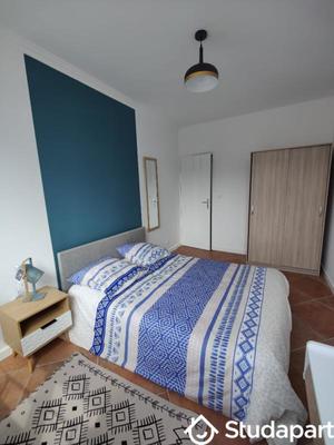 Chambre - 13 m² - 1 pièce