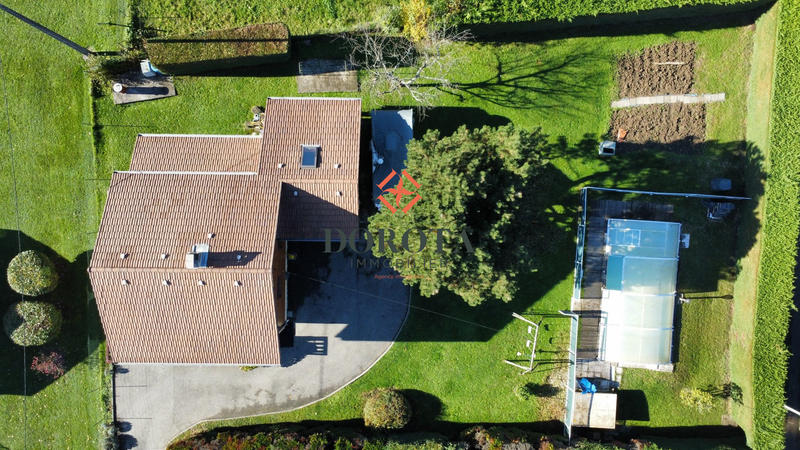 Châlet - 99 m² - 4 pièces