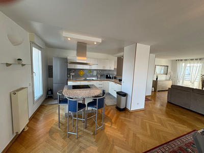 Appartement - 111 m² - 4 pièces