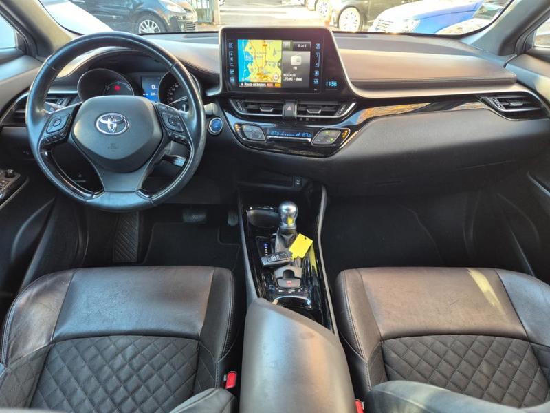 Toyota c-Hr 122h Hybrid Distinctive E-Cvt