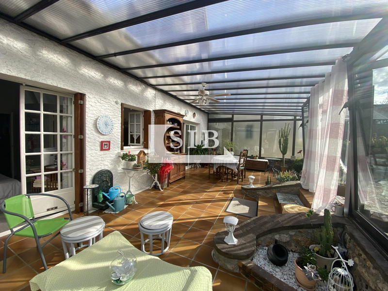 Maison - 149 m² - 7 pièces