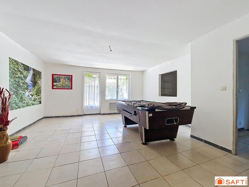 Maison - 213 m² - 6 pièces