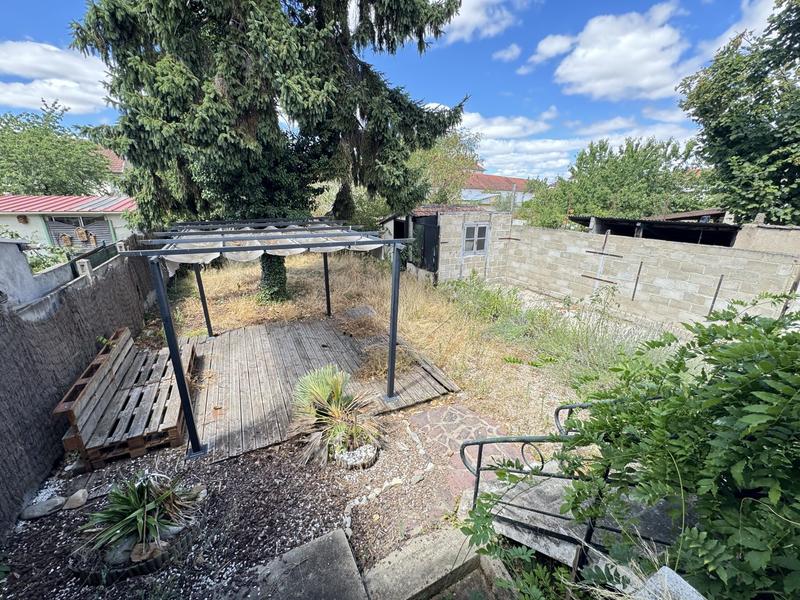 Maison - 105 m² - 5 pièces