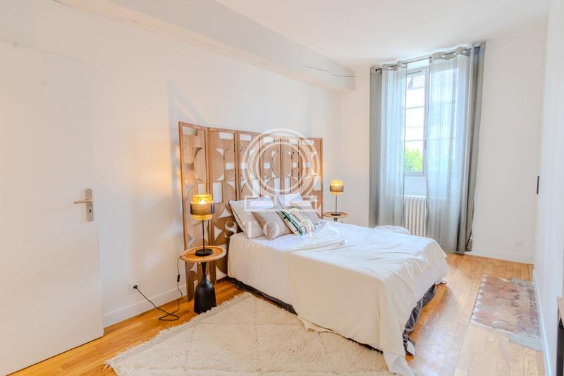 Maison ancienne - 207 m² - 6 pièces