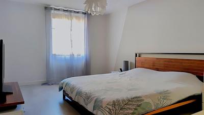 Maison - 181 m² - 6 pièces