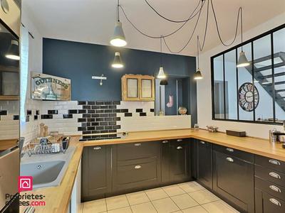 Maison - 104 m² - 4 pièces