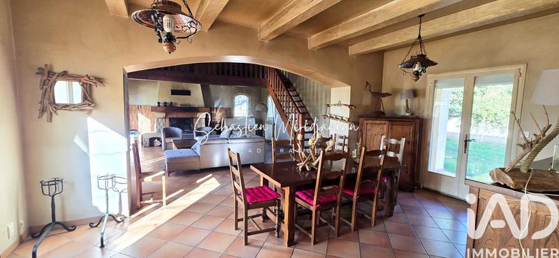 Maison - 186 m² - 7 pièces