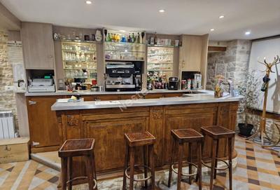 Fonds de commerce - 120 m²