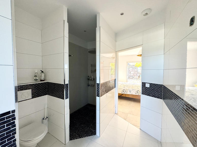 Villa - 240 m² - 8 pièces