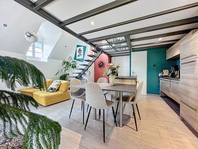 Loft - 65 m² - 3 pièces