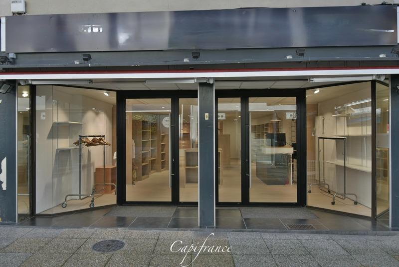 Local commercial - 170 m² - 3 pièces