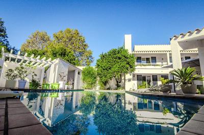 Maison d'architecte - 250 m² - 6 pièces