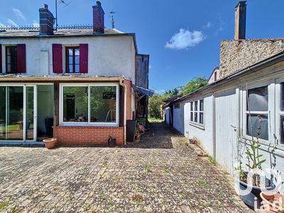 Maison - 210 m² - 9 pièces