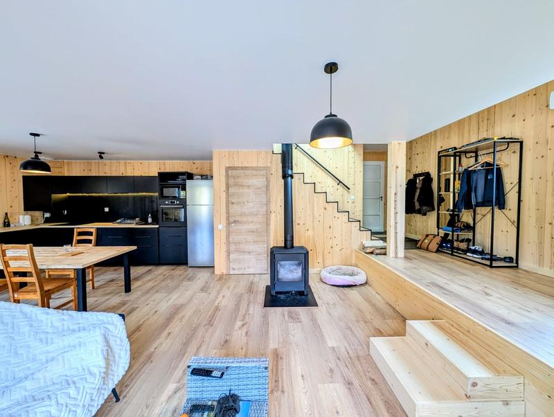 Maison - 98 m² - 4 pièces