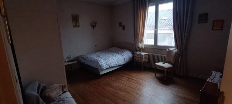 Maison - 200 m² - 8 pièces