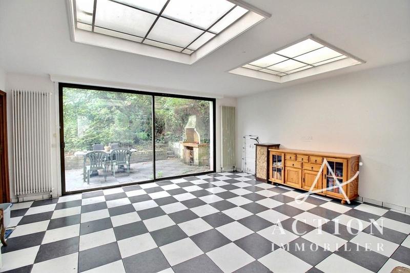 Maison - 289 m² - 8 pièces