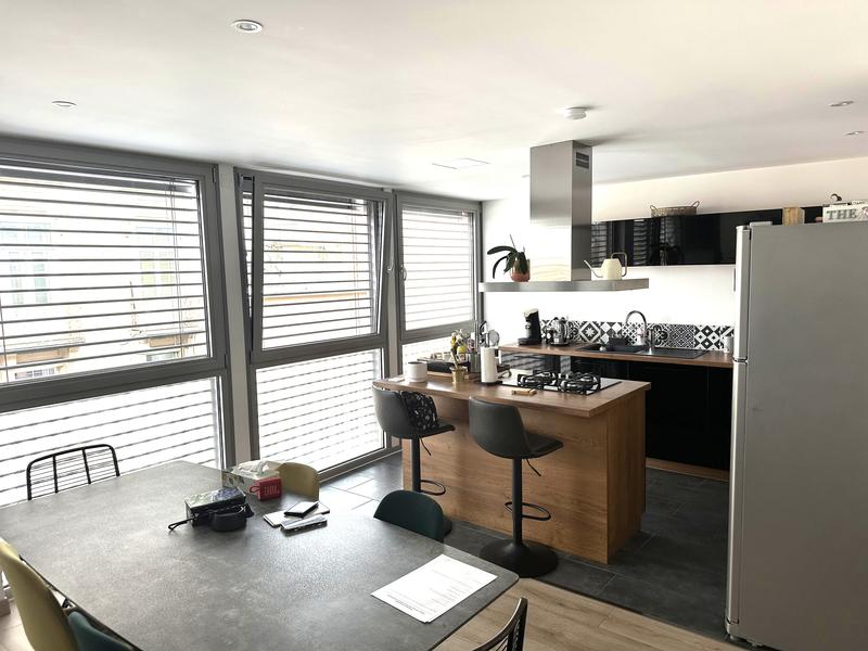 Appartement - 99 m² - 5 pièces