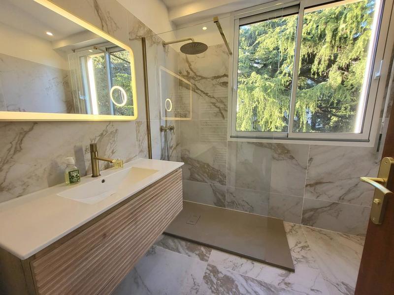 Appartement - 61 m² - 2 pièces