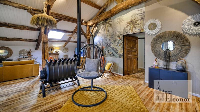 Maison ancienne - 309 m² - 6 pièces