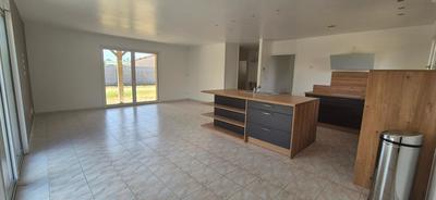 Maison - 105 m² - 4 pièces