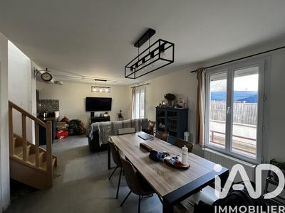 Maison - 80 m² - 3 pièces