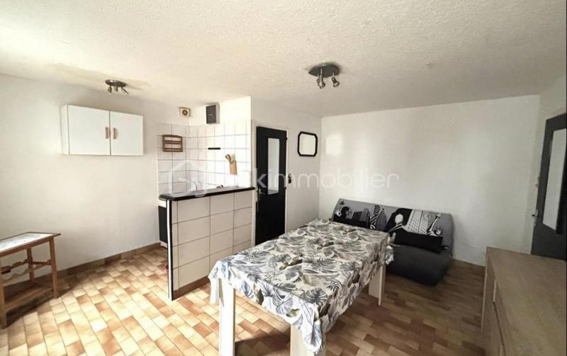 Studio - 24 m² - 2 pièces